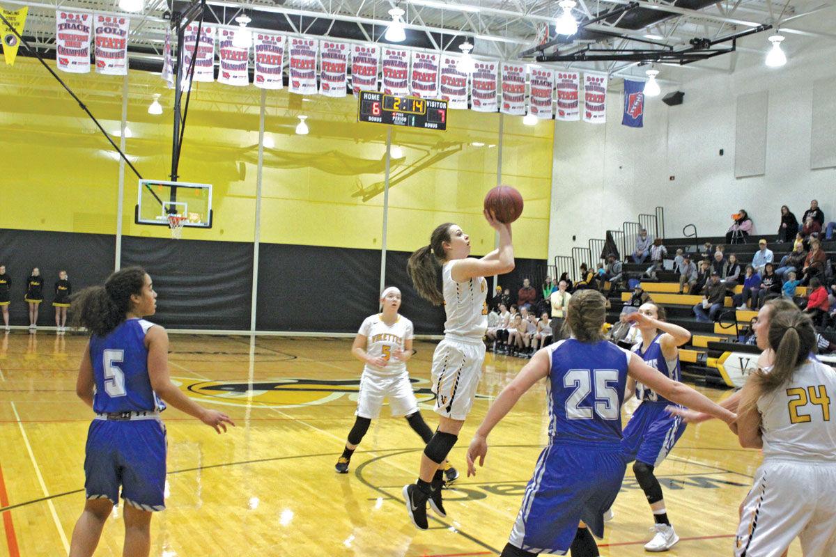 Girls Basketball Clear Creek Amana Vinton Shellsburg Vinton