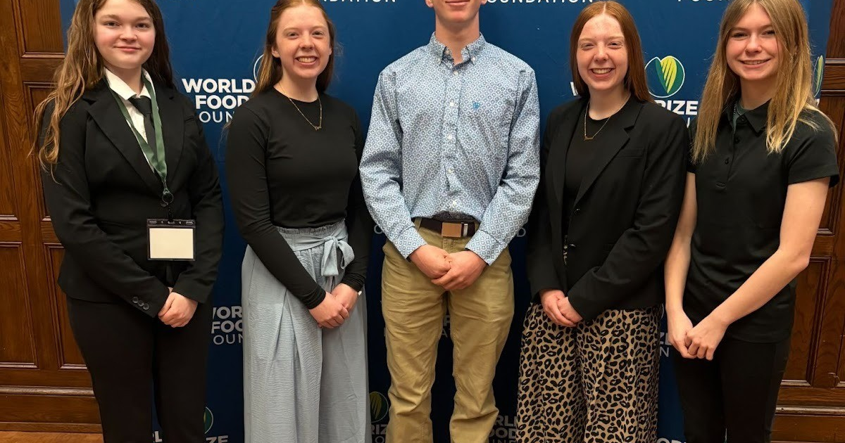 V-S FFA Attends Iowa Youth Institute