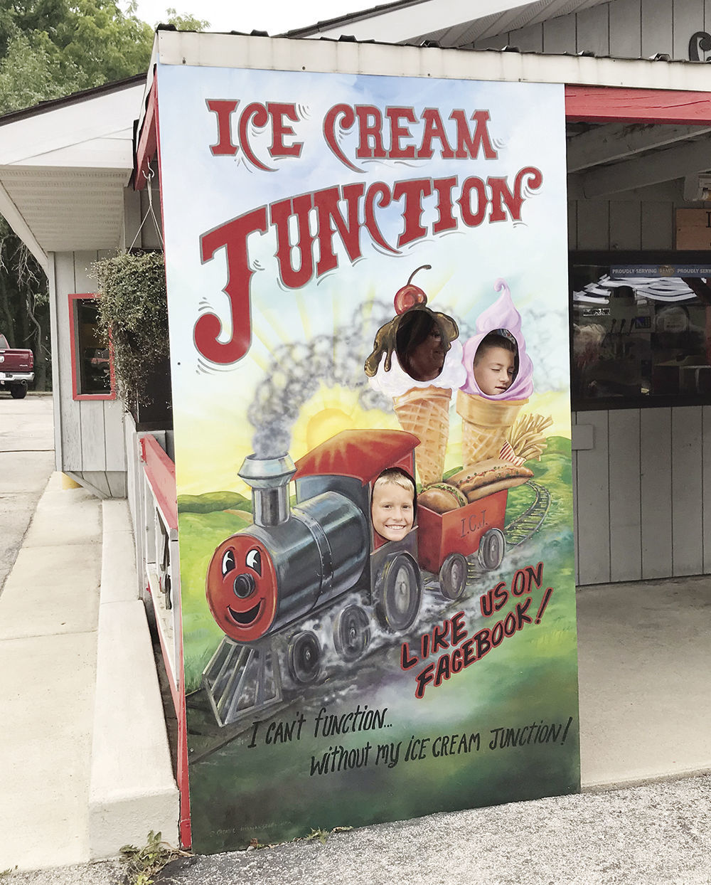 Ice Cream Junction makes it official with ribboncutting Local