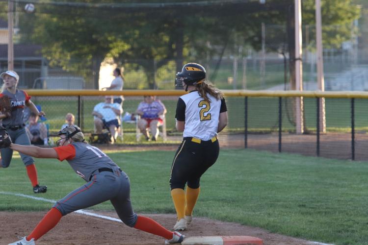Area softbal wrap-up: W-SR splits double header with Crestwood, Clarksville wins conference