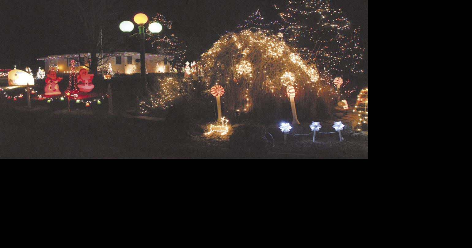 Vinton Iowa Christmas Light Display 2022 Final Illumination | Vinton Newspapers | Communitynewspapergroup.com