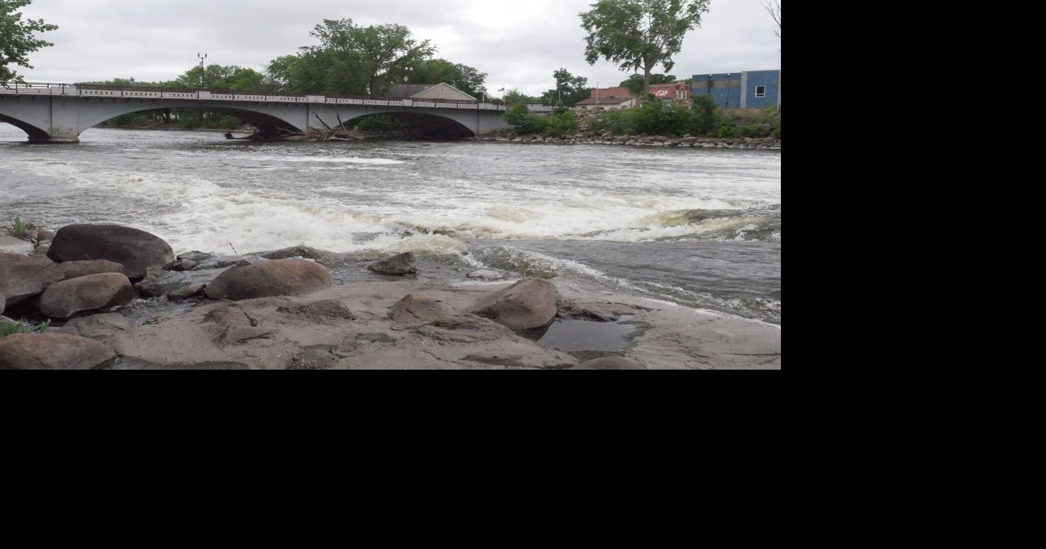 Environmental concerns drive recommendation to deny Shell Rock River BESS