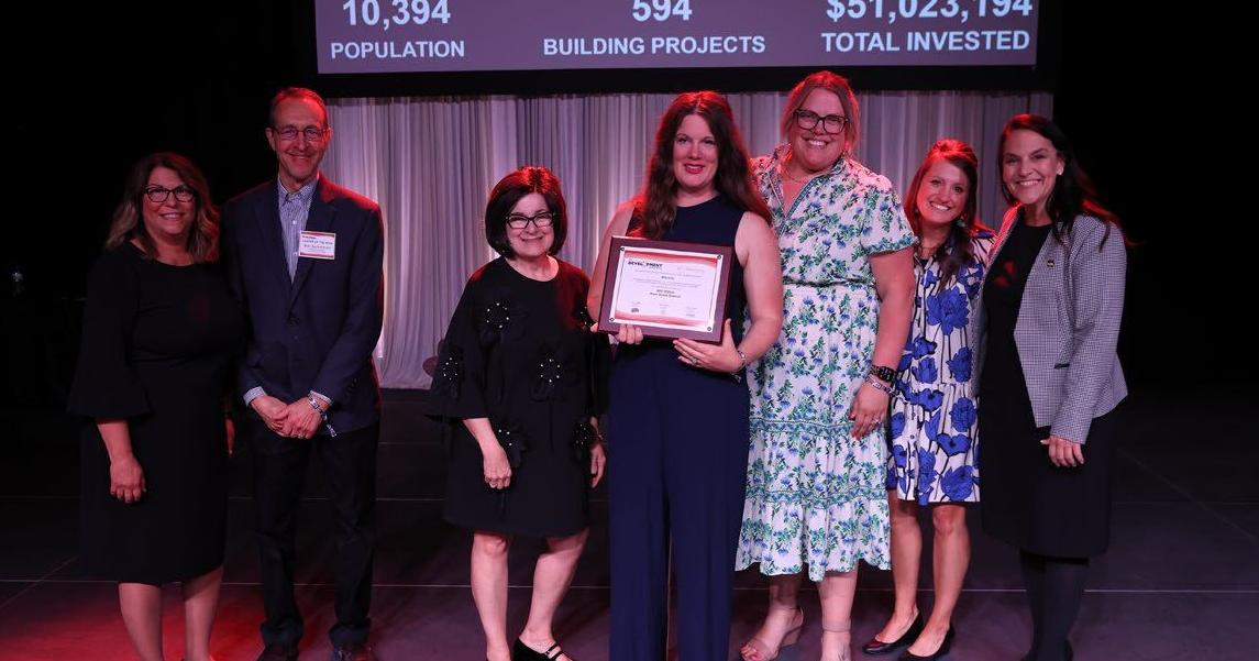 Main Street Iowa celebrates 40 Years, honors communities and leaders award-winning projects, volunteers and downtown initiatives recognized across the state