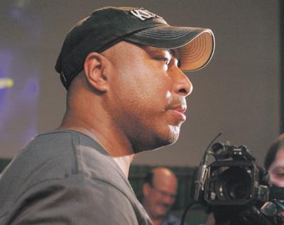 The inside scoop with Bernie Williams, Local Sports