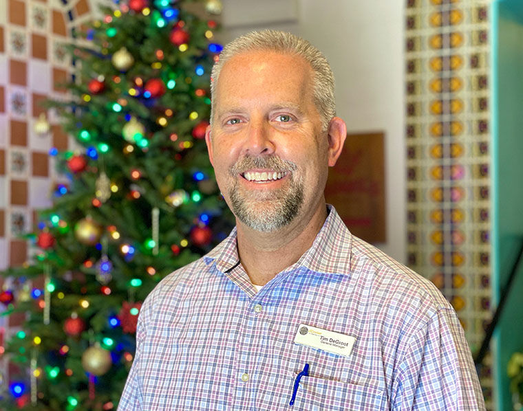 Coronado Chamber Announces Holiday Sidewalk Sale Prize Winners - And Thanks Local Hotels - Vimarsana News