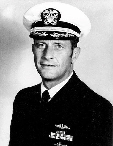 Commander John J. Flynn | Obituaries | coronadonewsca.com