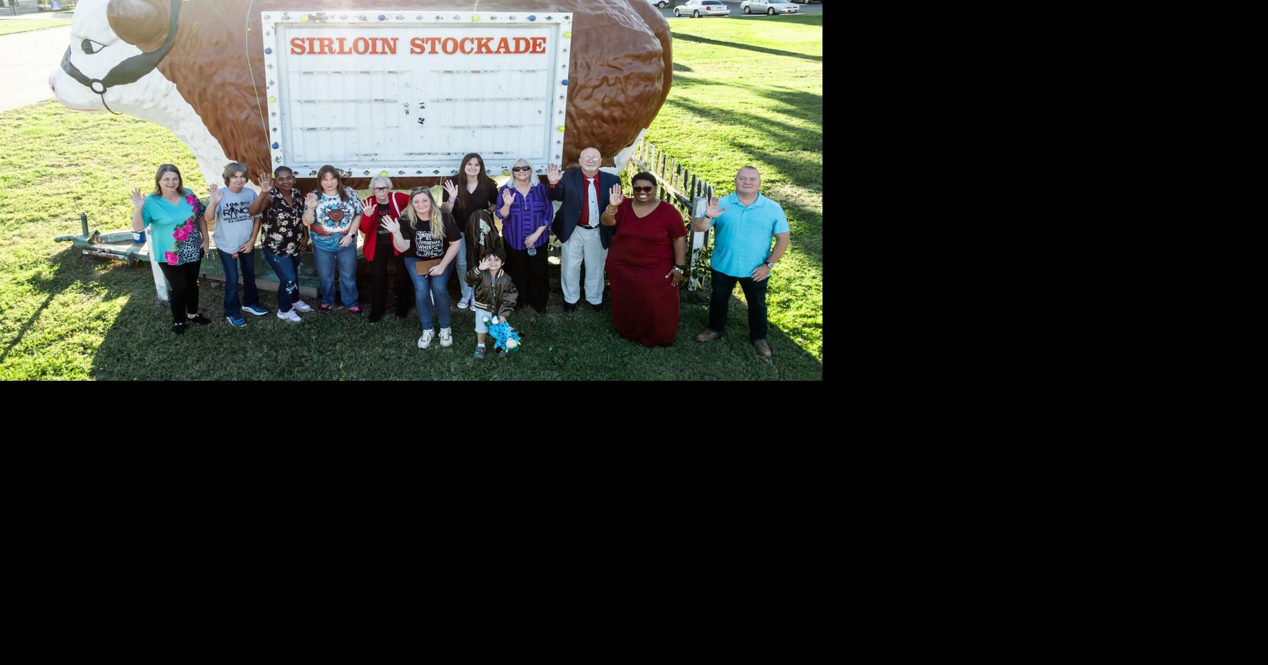 Senior Sirloin Stockade staff says see ya