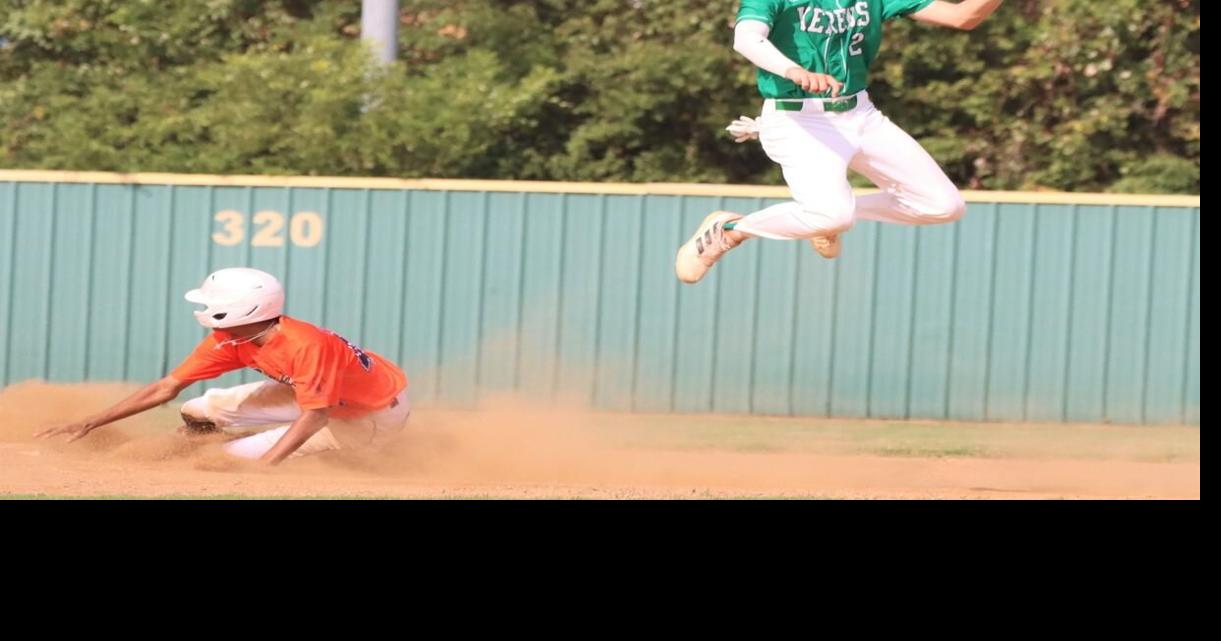 Kerens opens TTBA tournament with 3-2 victory, pounds Hillsboro 18-4 in 4 innings in Game 2