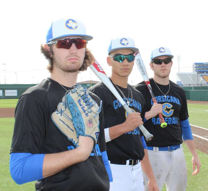 GC Baseball: Triple Play &mdash; Burke, Lindsey and Nolen sign early, can't wait for season to start