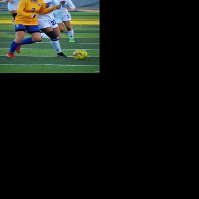 GC Soccer: Tigers win, Lady Tigers tie