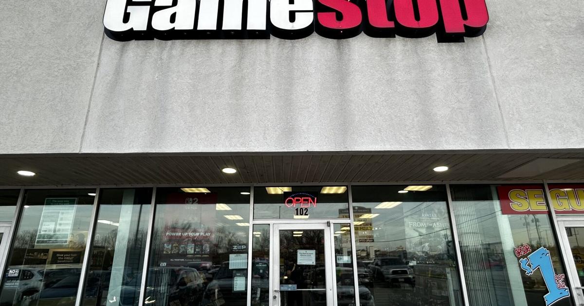 Gamestop closes its doors
