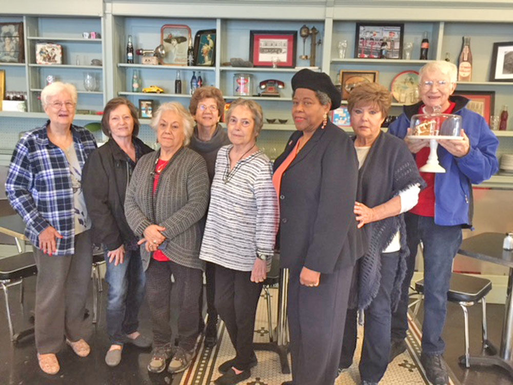 Navarro Hospital Lunch Bunch Meets At Across The Street Diner News Corsicanadailysun Com