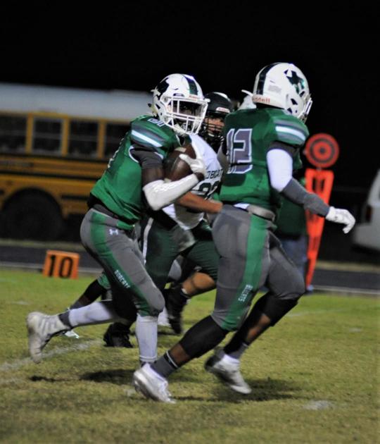 GC Football: Kerens runs by Cross Roads 40-0 to get first win of the season