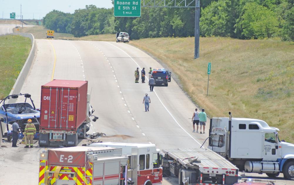 UPDATE Fourvehicle crash closes I45 News