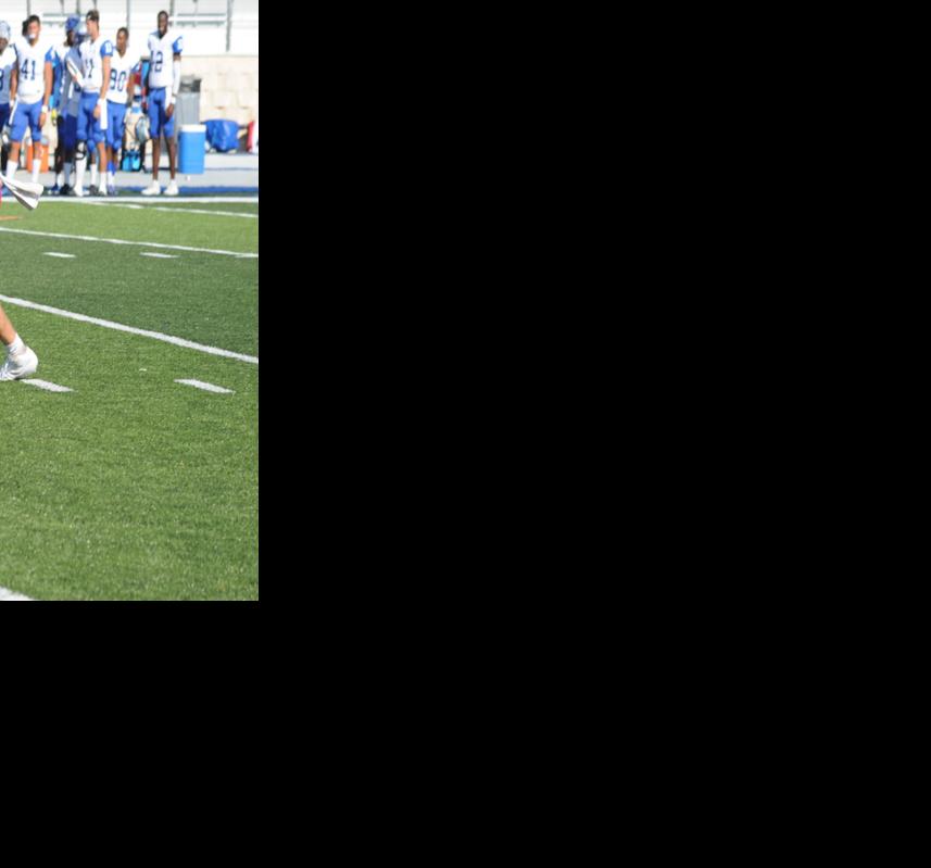 Bulldogs blast Kilgore 52-17