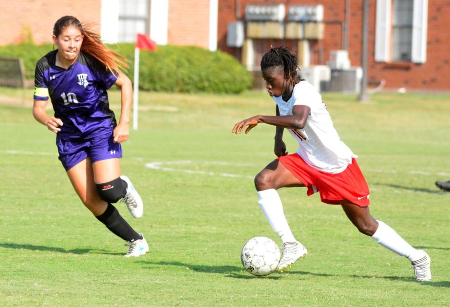 No. 2 Bulld-00000-gs shut out Northeast