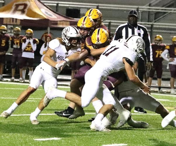 Daily Sun GC Football Playoffs: Mildred plays well in loss to state-ranked Bells ...