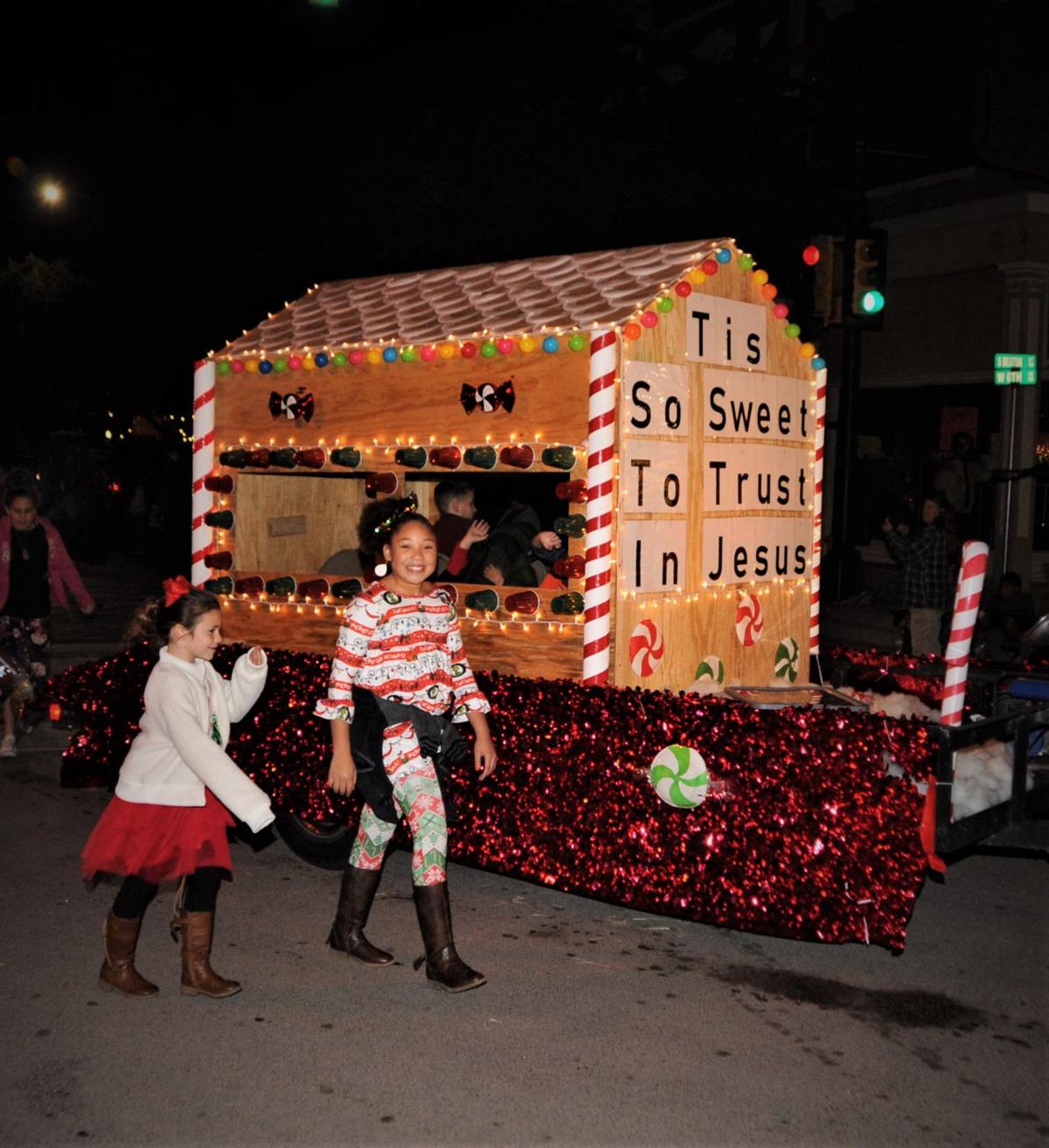 PHOTOS Corsicana Christmas Parade lights up downtown News