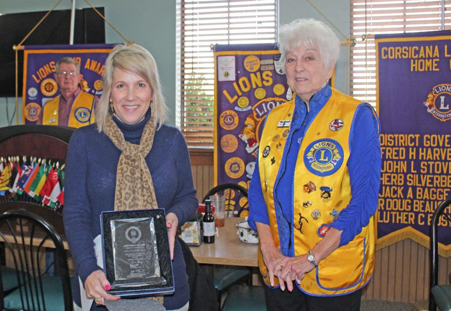 Lions honor Thompson