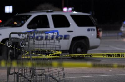 Huntsville police officer shoots hatchet-wielding man in Walmart ...