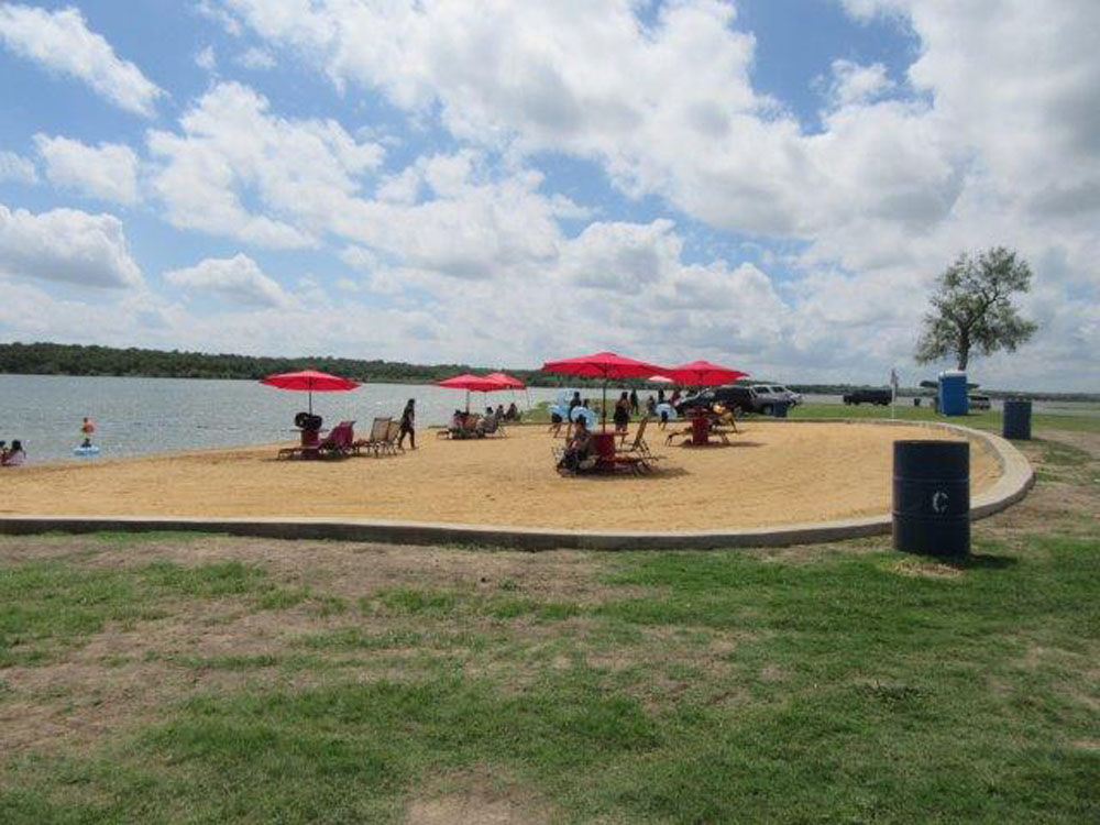 Photo gallery Lake Halbert End of Summer Beach Bash News