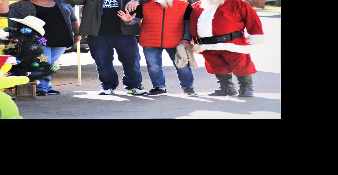 Weekend Christmas events spread cheer