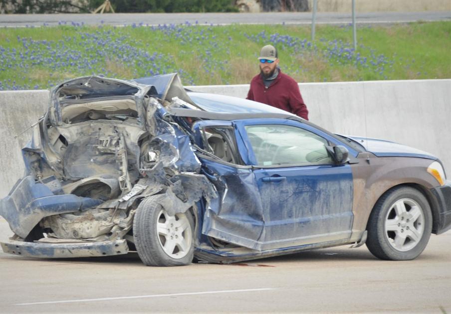 UPDATE: I45 crash leaves two hospitalized
