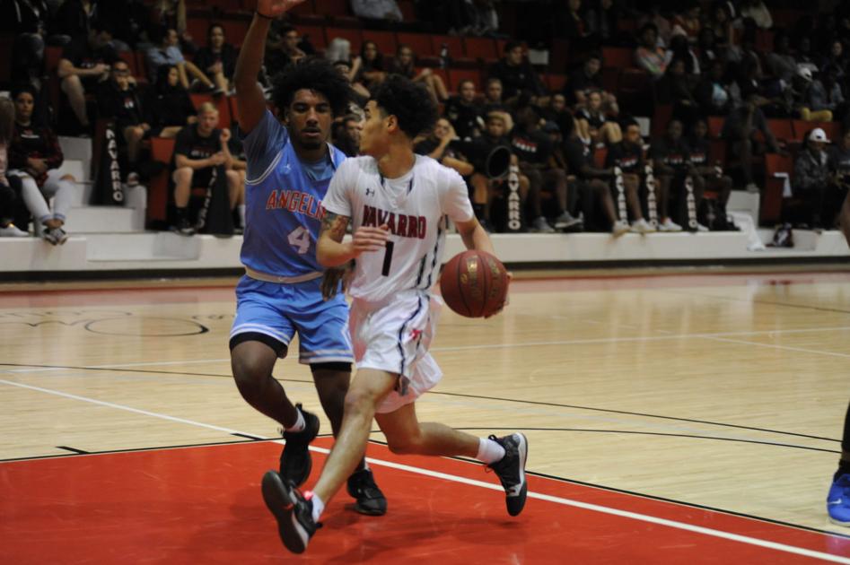 NJCAA Basketball: Dawgs open 2019 with 12th win in a row