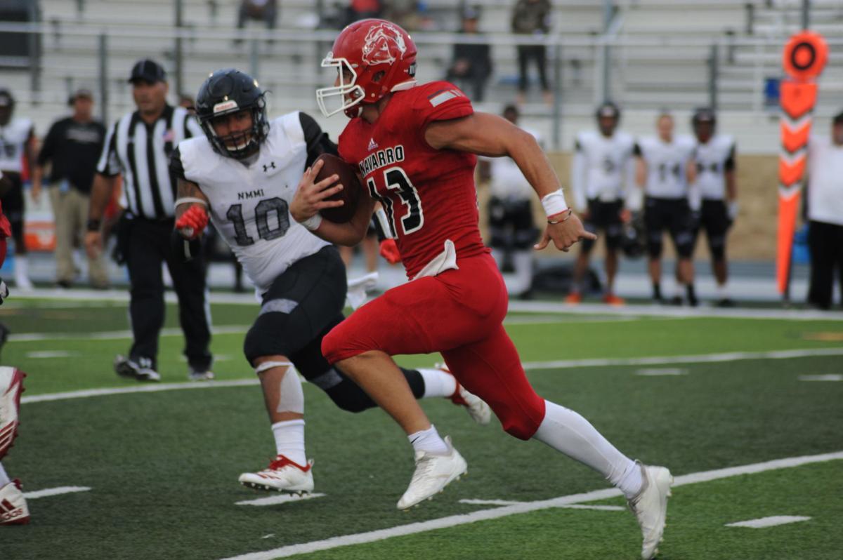 Navarro Football Bulldogs Face No 18 Blinn In Home Opener