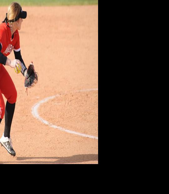 Navarro Softball: Dawgs split four games in Cowtown Classic