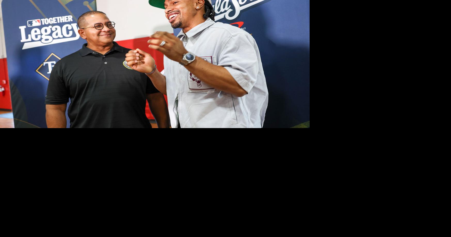 Roberto Clemente Award-Lindor Baseball | National Sports ...