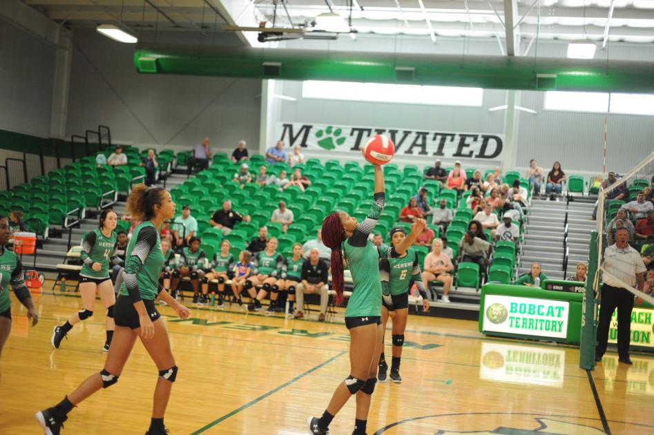 No. 5 Kerens wins district opener with another sweep