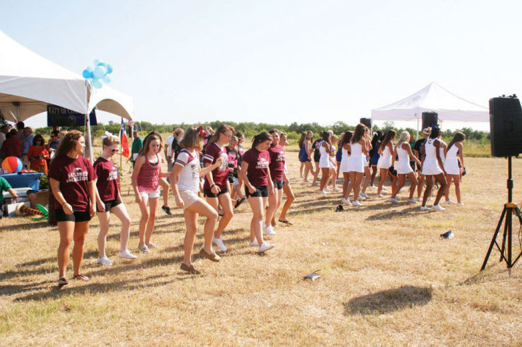 Corsicana Water and Adventure Park holds groundbreaking Local News