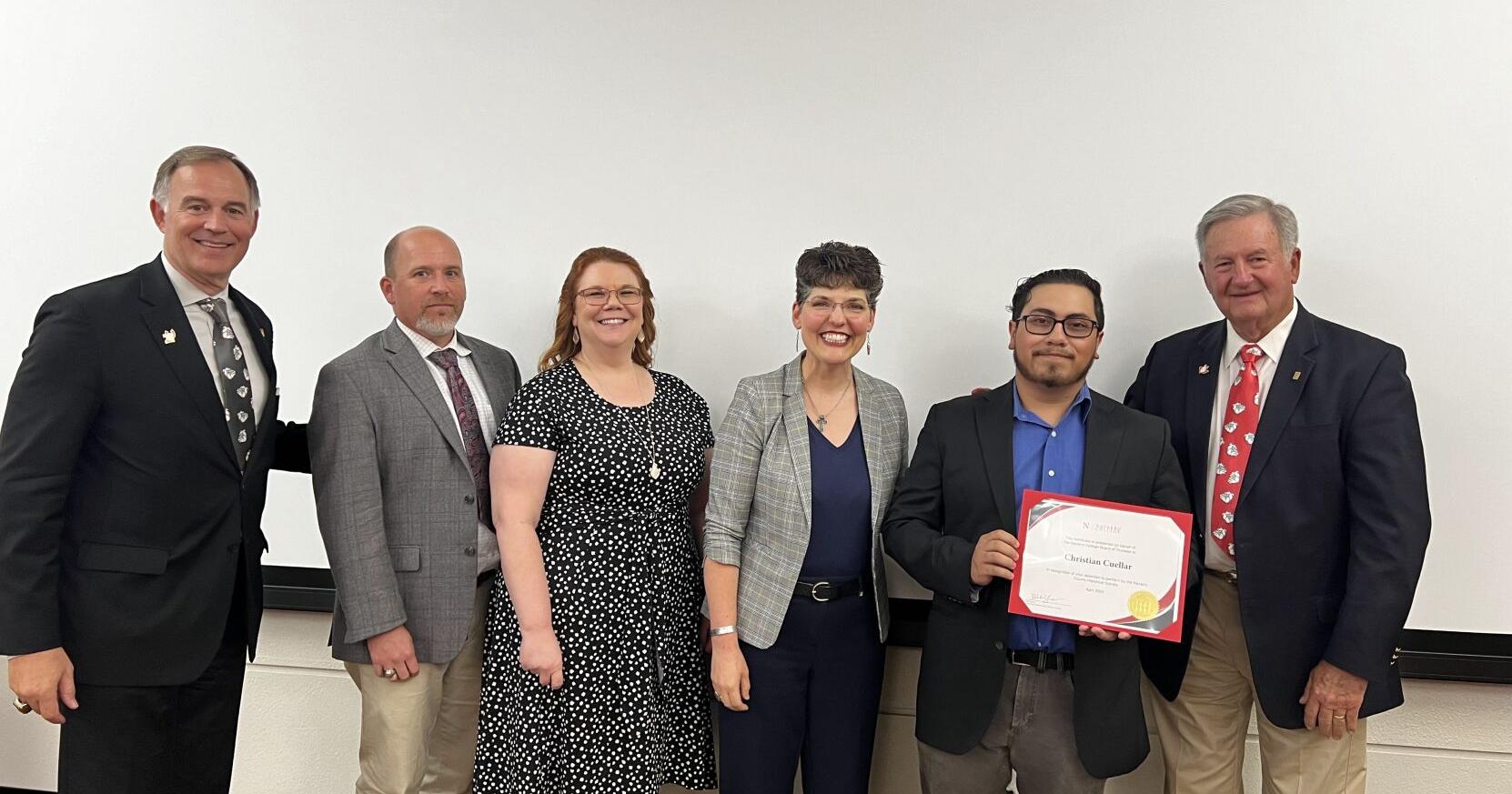 Bulldogs recognize, celebrate accomplishments - Vimarsana News