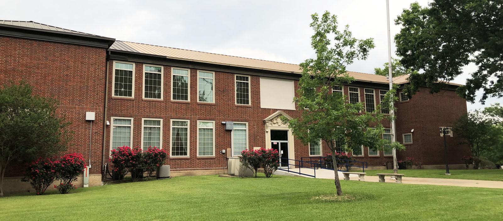 Corsicana ISD opens campus to Blooming Grove students News