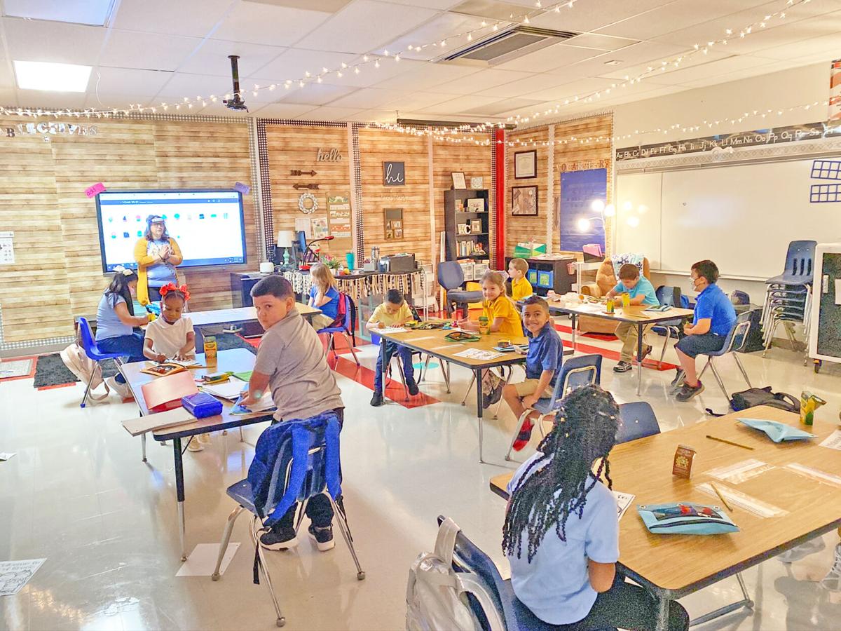 Corsicana ISD welcomes students back to school Covid 19