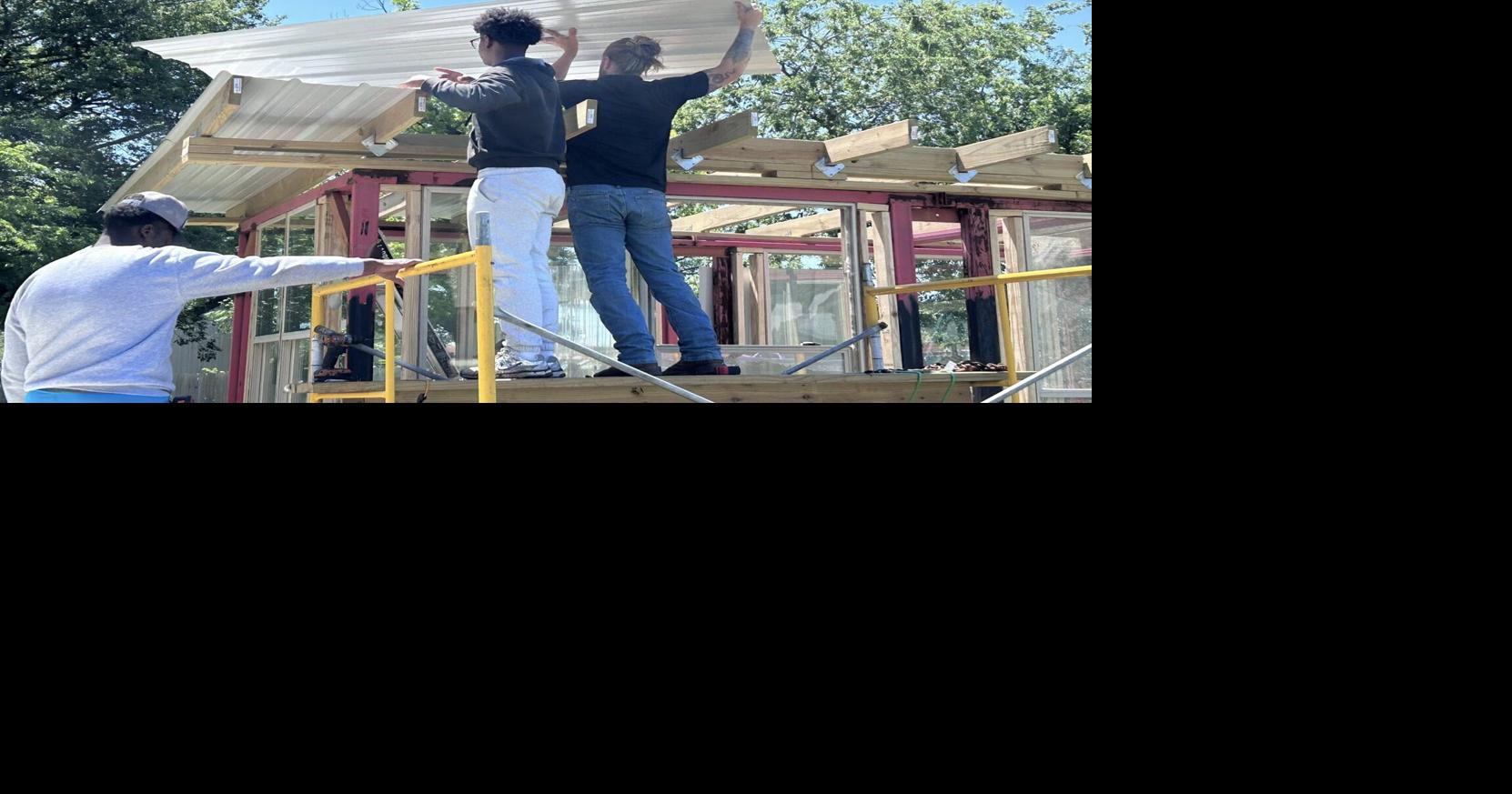 Compassion Corsicana gets some community help on greenhouse build