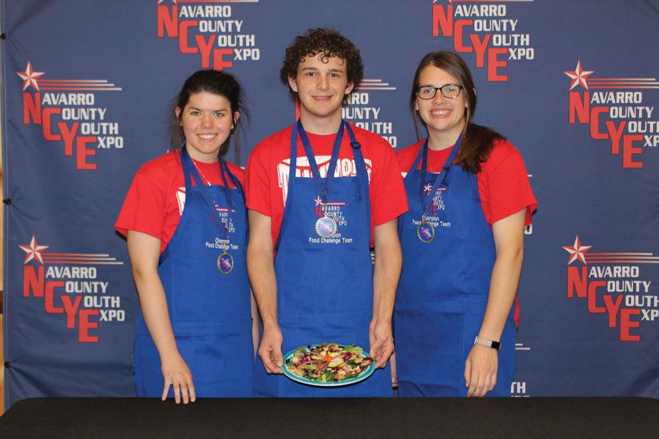 Team chefs: Food challenge event promotes teamwork