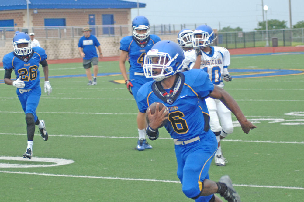 GC Football Corsicana wraps up spring practice, hungry for 2015 to