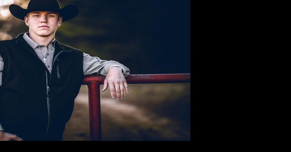 Lone Star Ag Credit awards scholarship to Corsicana senior News