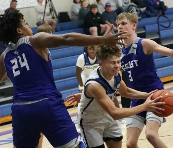 GC Boys Basketball: Rice downs Frost 58-46 | Sports | corsicanadailysun.com