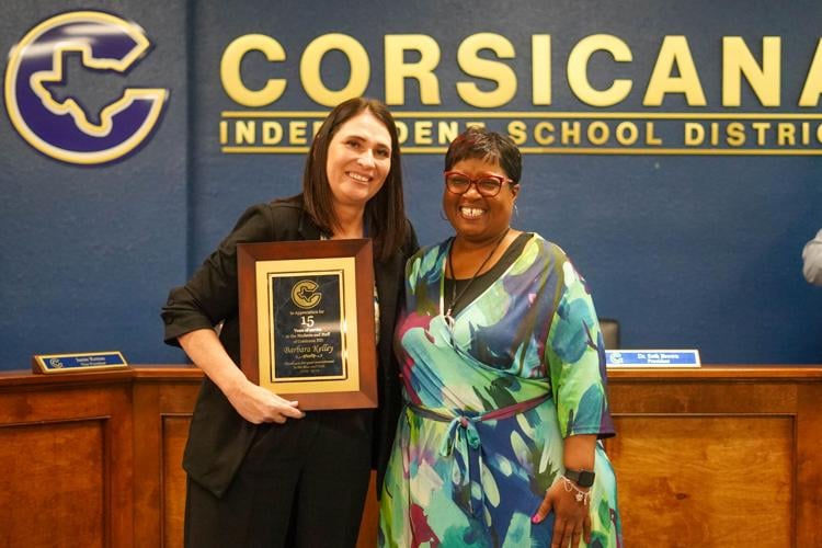 Corsicana ISD swears in trustees News corsicanadailysun com