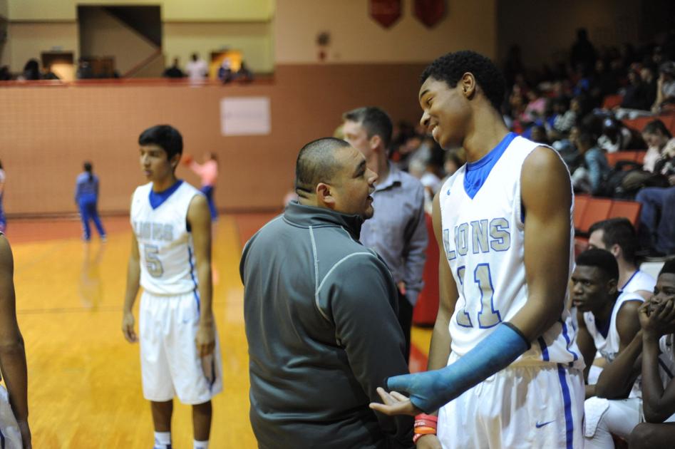 Blooming Grove Lions make giant move toward playoffs with win over Palmer