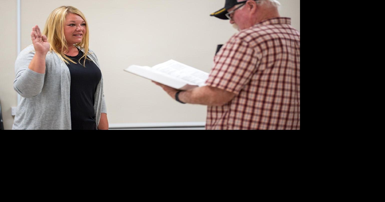 Cooper sworn in as Wayne County Treasurer to fill vacancy News