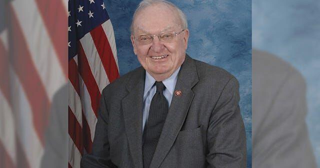 Farewell, Howard: You will be missed! | Entertainment | courier-tribune.com