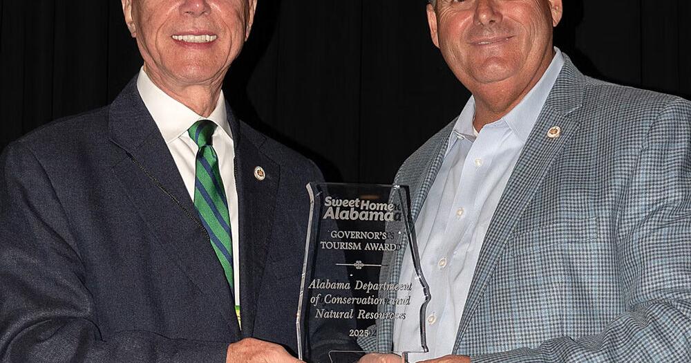 ADCNR Receives Governor's Tourism Award