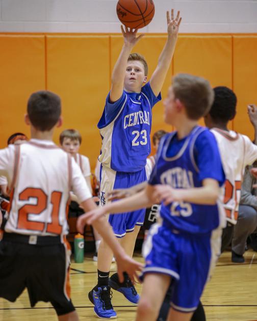 Wms Panthers Battle Cis Trojans In Sixth Grade Boys Basketball