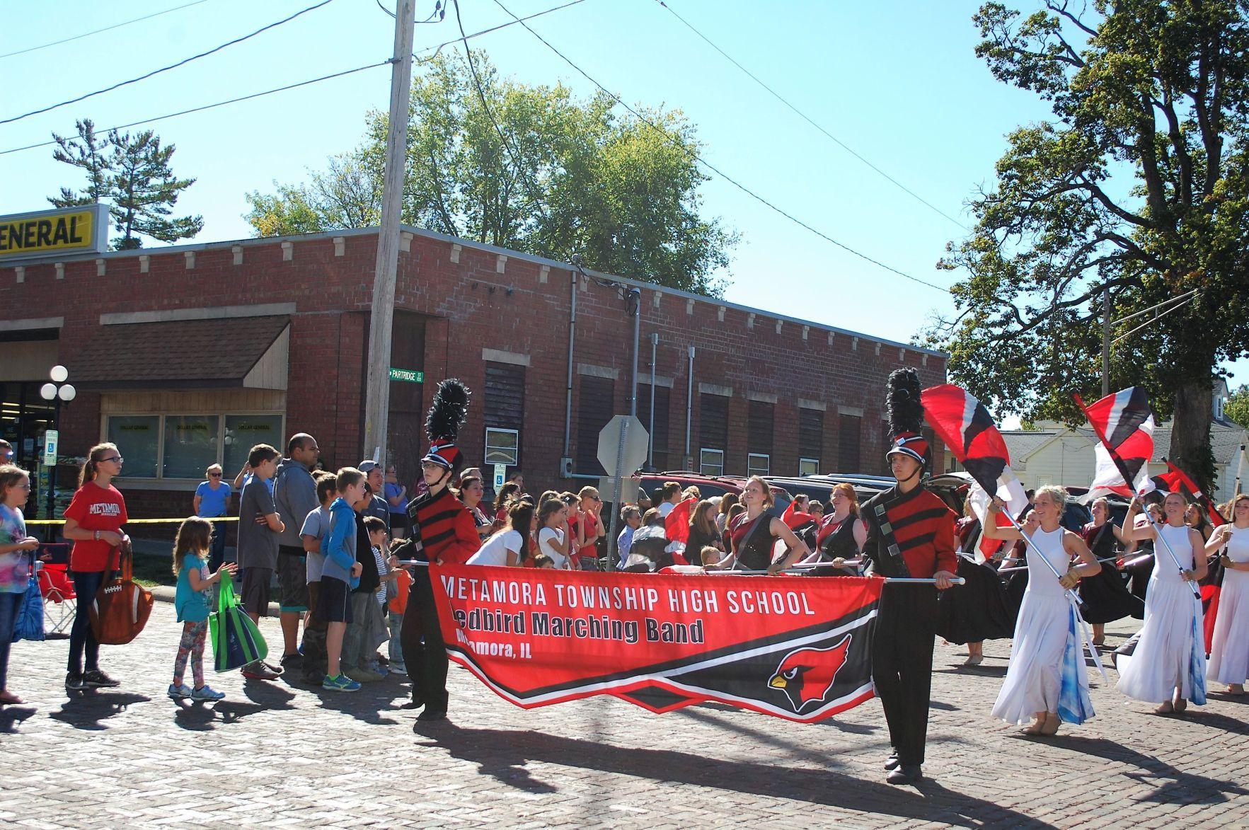 Metamora High School parade Woodford Courier