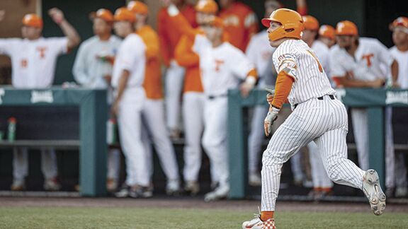 Road to Omaha for Vols baseball begins at Clemson