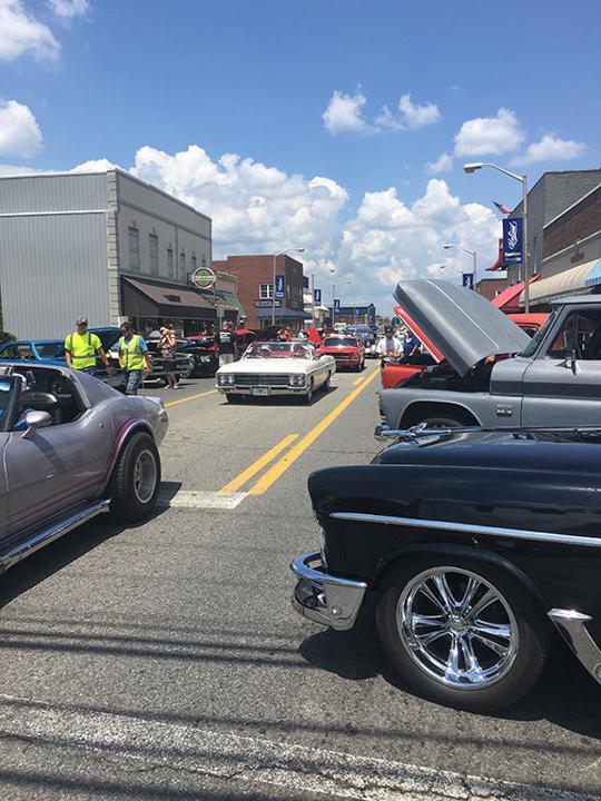 Crossville Cruisers offer fun, fellowship at monthly car shows